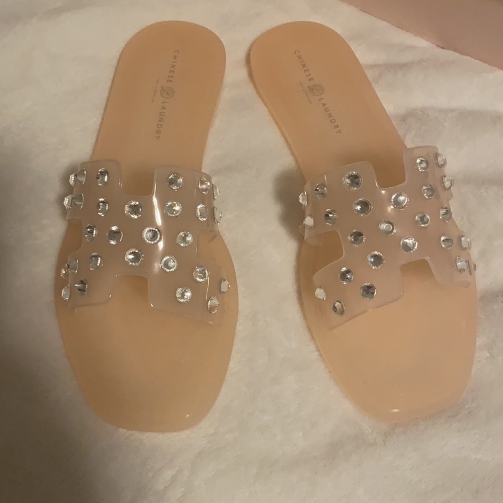 Chinese laundry sandals
